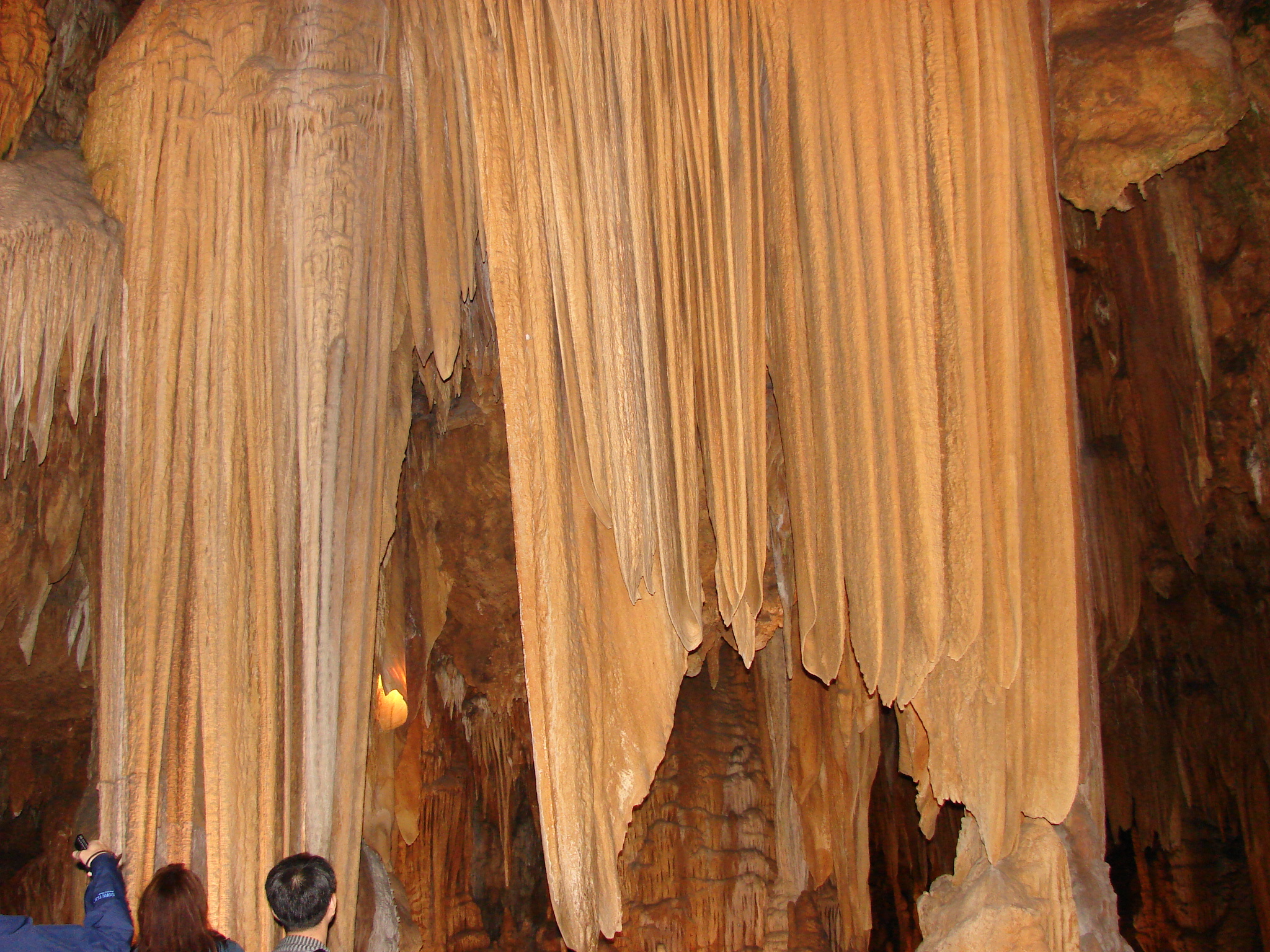 Massive Slalactite at Luray Caverns